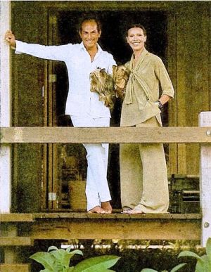 Oscar de la Renta and the late Francoise de Langlade at Casa de Campo DR - Town & Country 1974.jpg